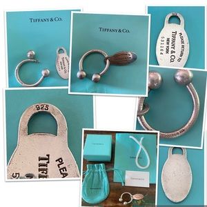 Retired Please Return to Tiffany&Co Oval Key Ring